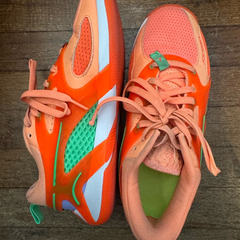 Jordan Heir Peach Basketball Shoes